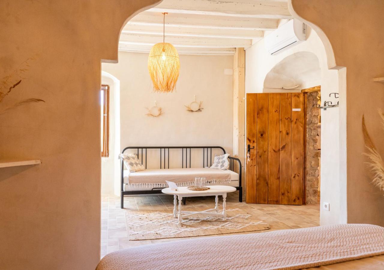 Masia Aubareda San Martín de Tous Εξωτερικό φωτογραφία